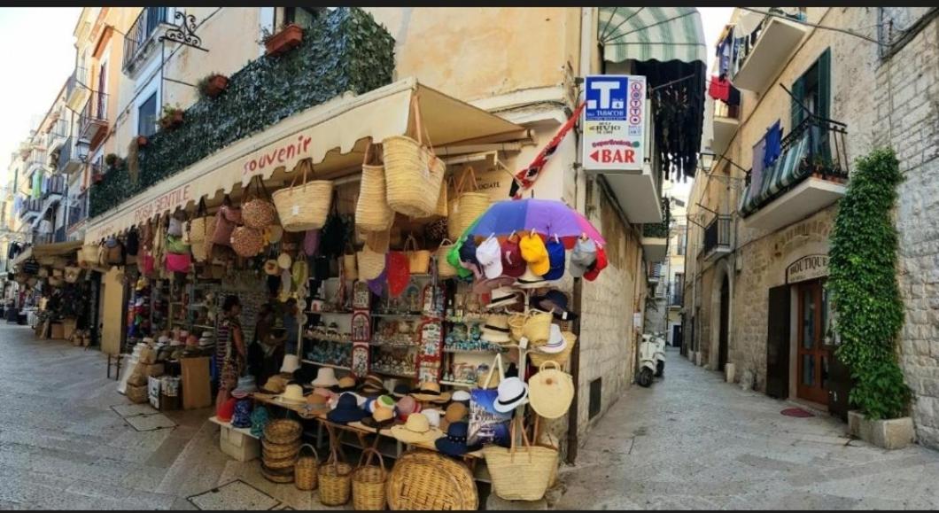 Dimora Falcone Bari Extérieur photo